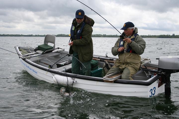 Boat Fishing at Grafham Water by Fishpics (31).jpg